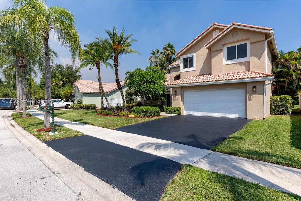 Photo of 1171 Laguna Springs Dr, Weston, FL 33326 (MLS # A12036644)