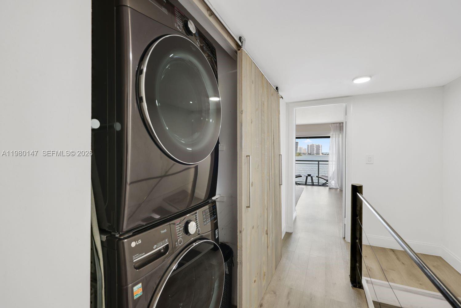 VILLAS ON THE BAY CONDO - Residential