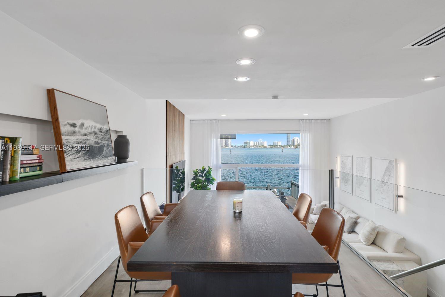 VILLAS ON THE BAY CONDO - Residential