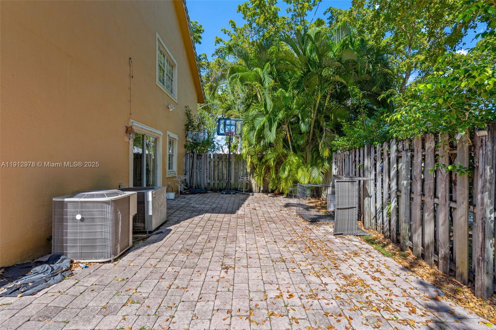 LAKES BY THE BAY SEC 7 - Residential