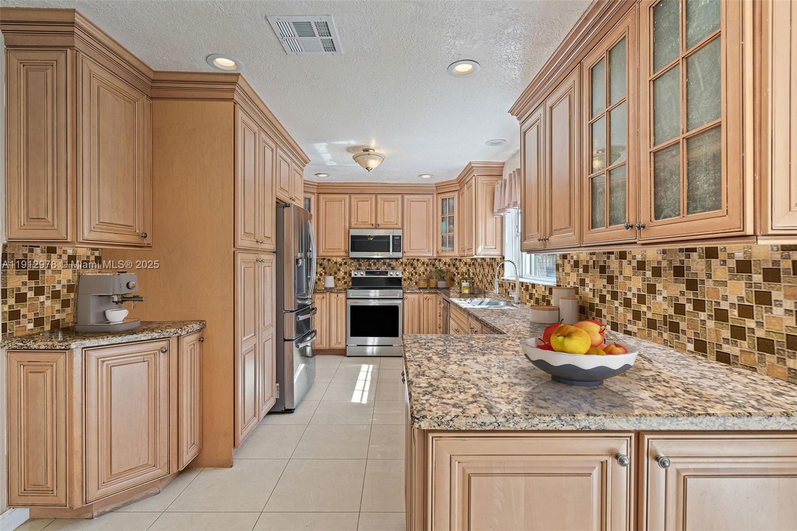 LAKES BY THE BAY SEC 7 - Residential