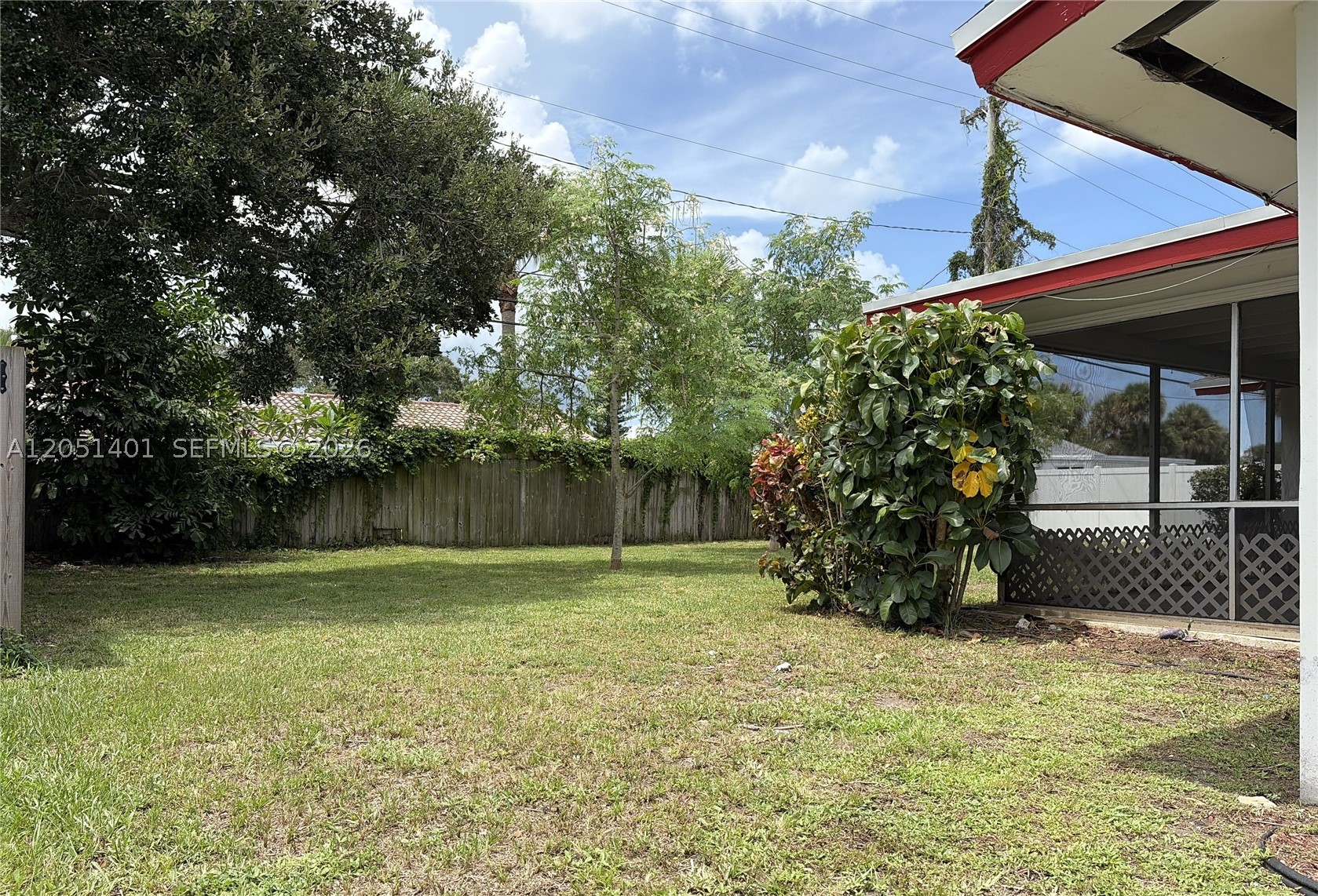 3696 Dogwood Ave