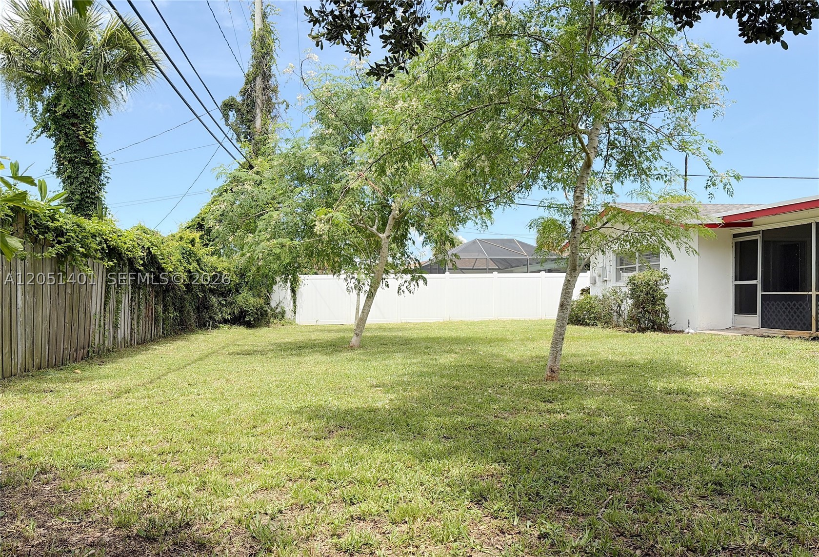 3696 Dogwood Ave