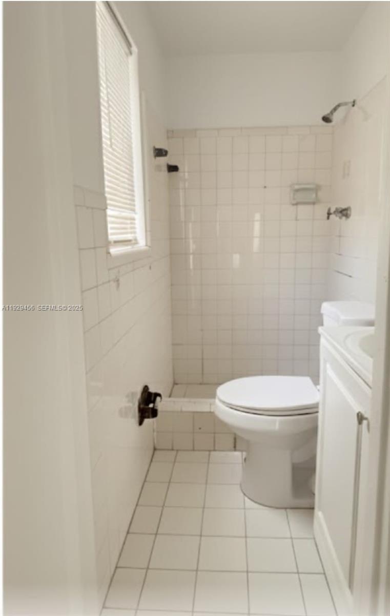 HOLLYWOOD SOUTH SIDE ADD - Residential Lease