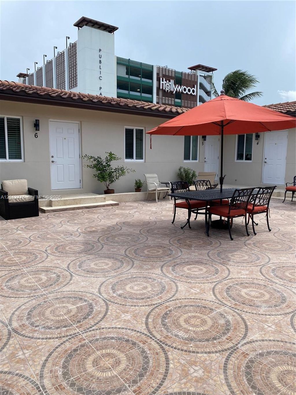Photo of 326 Roosevelt St 1-5 #1, Hollywood, FL 33019 (MLS # A12012776)