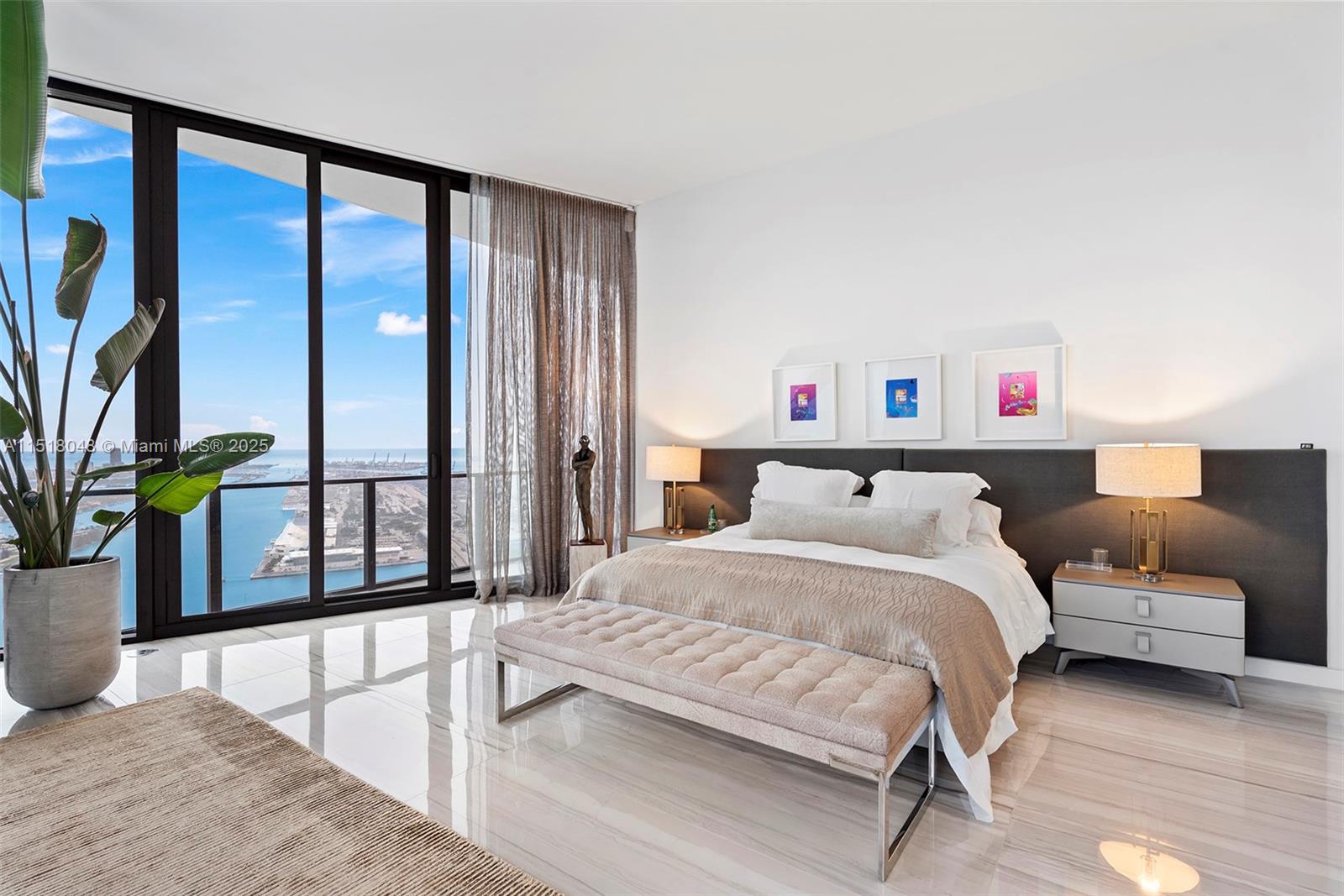 ONE THOUSAND MUSEUM CONDO - Residential