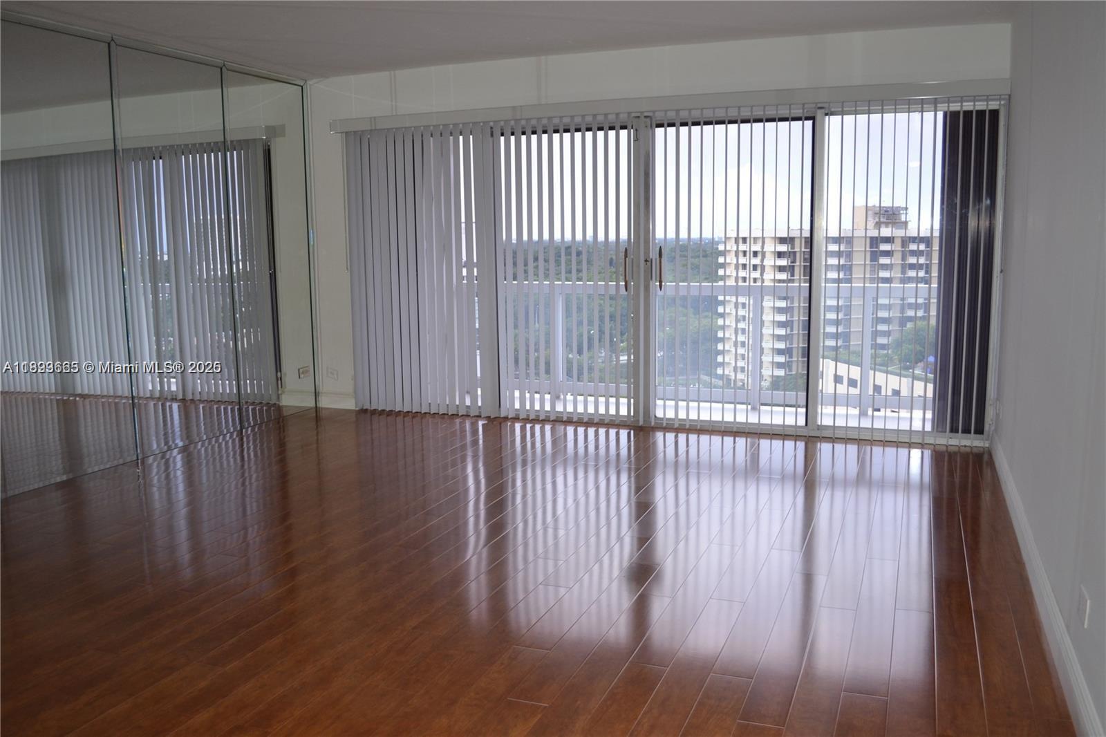 BRICKELL TOWNHOUSE CONDO - Residential Lease