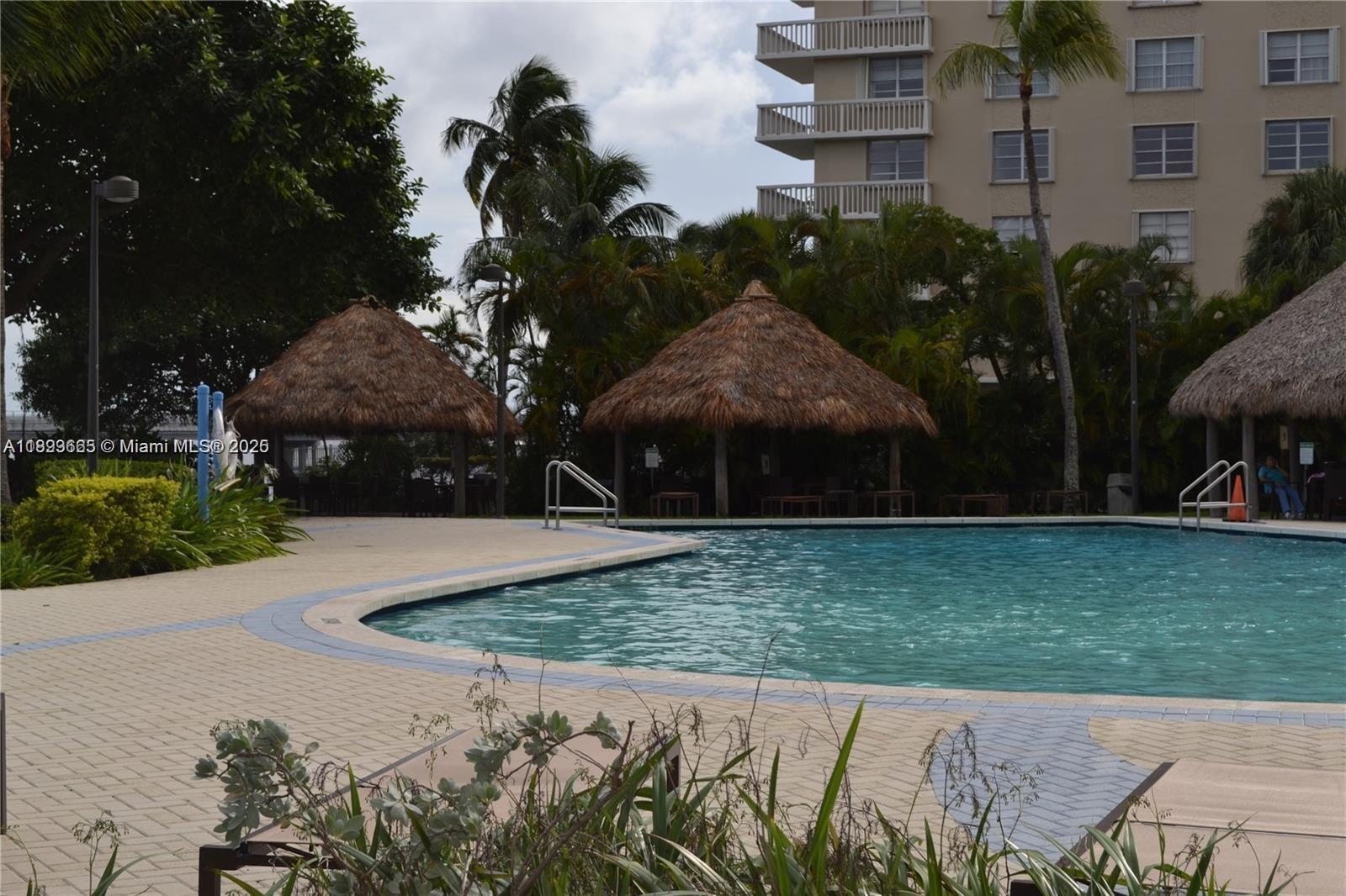 BRICKELL TOWNHOUSE CONDO - Residential Lease