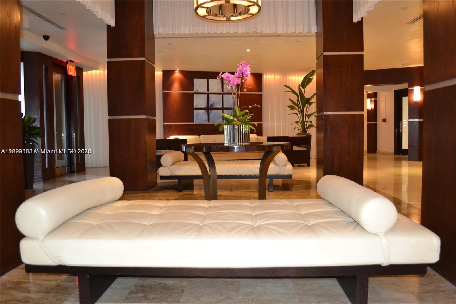 BRICKELL TOWNHOUSE CONDO - Residential Lease