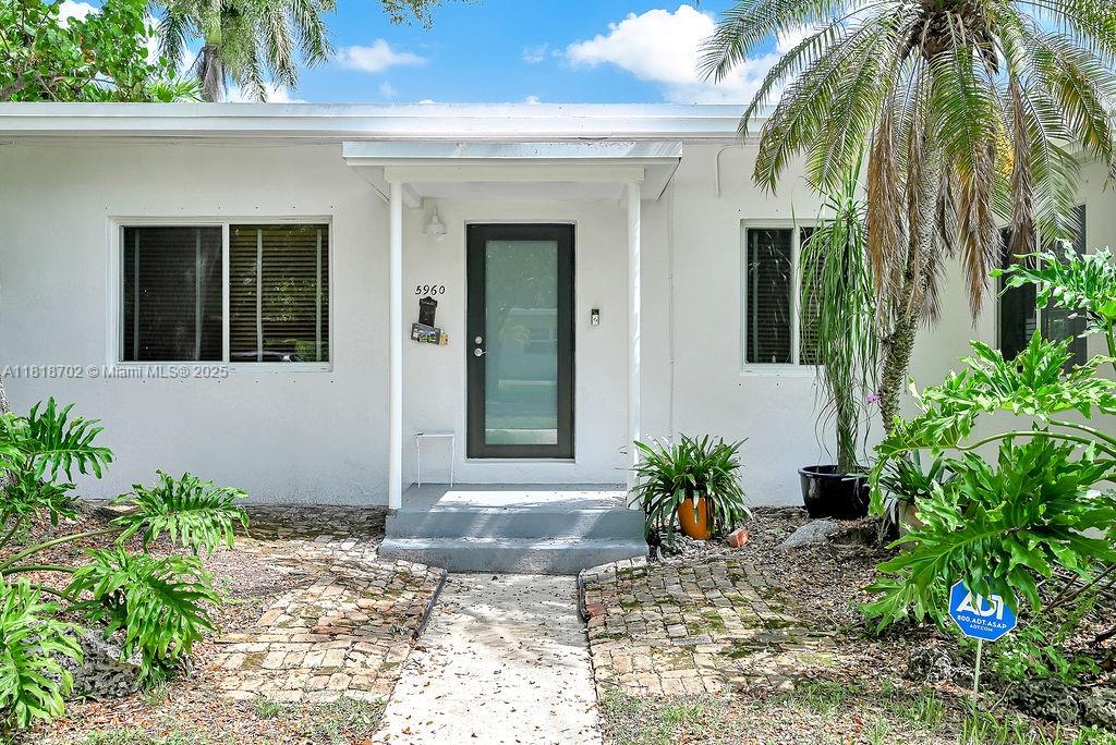 Rental Property at 5960 Sw 47th St 1, Miami, Broward County, Florida - Bedrooms: 3 
Bathrooms: 1  - $4,500 MO.