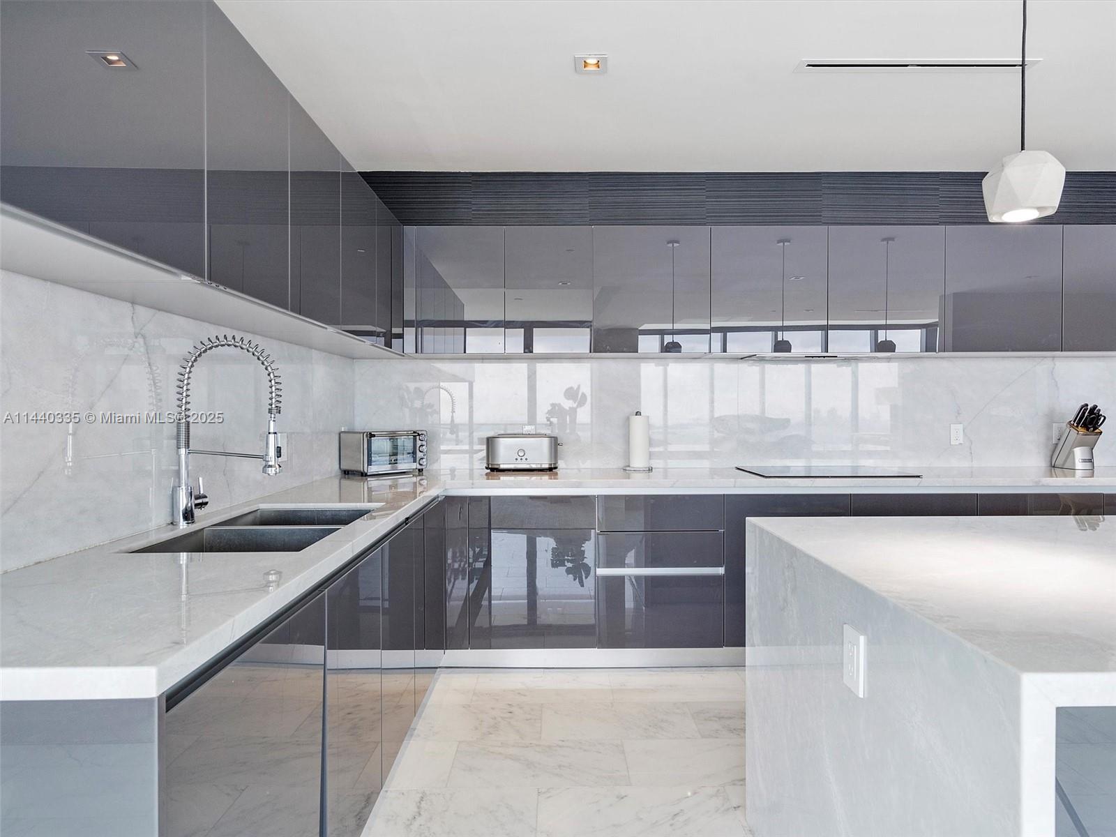 ECHO BRICKELL CONDO - Residential