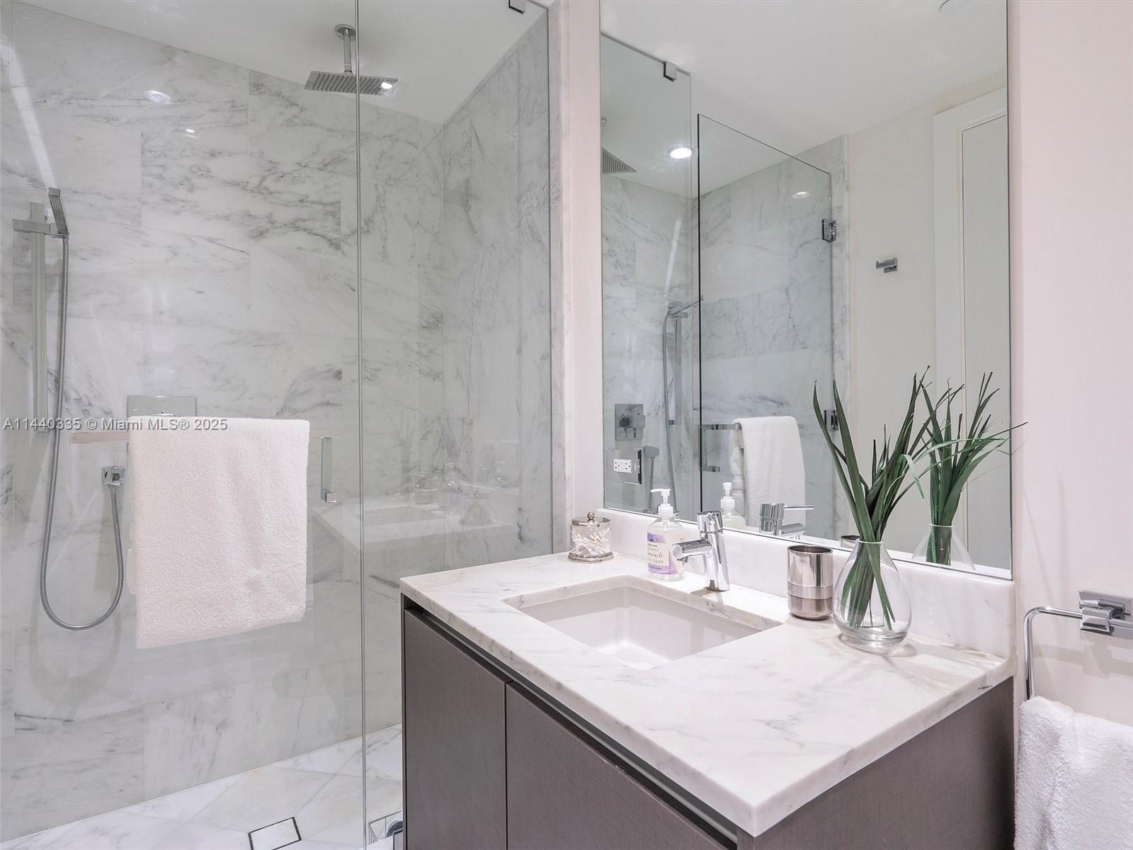 ECHO BRICKELL CONDO - Residential