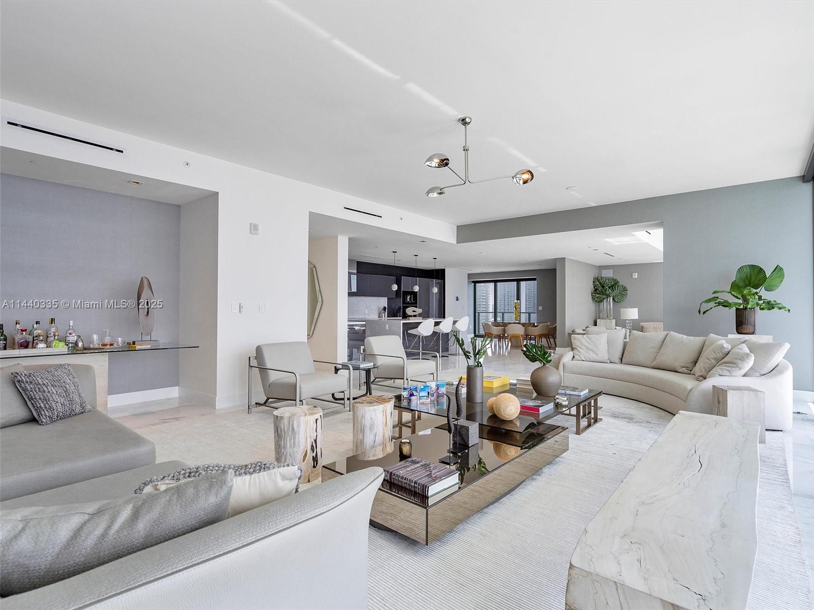 1451 Brickell Ave 2901