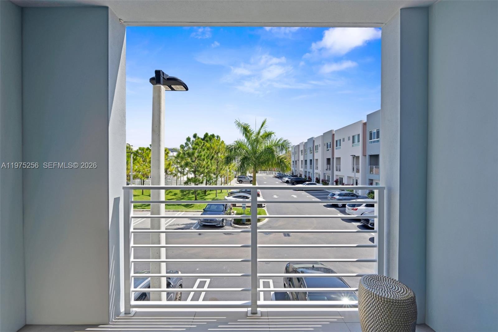 RIVERWOOD - Residential