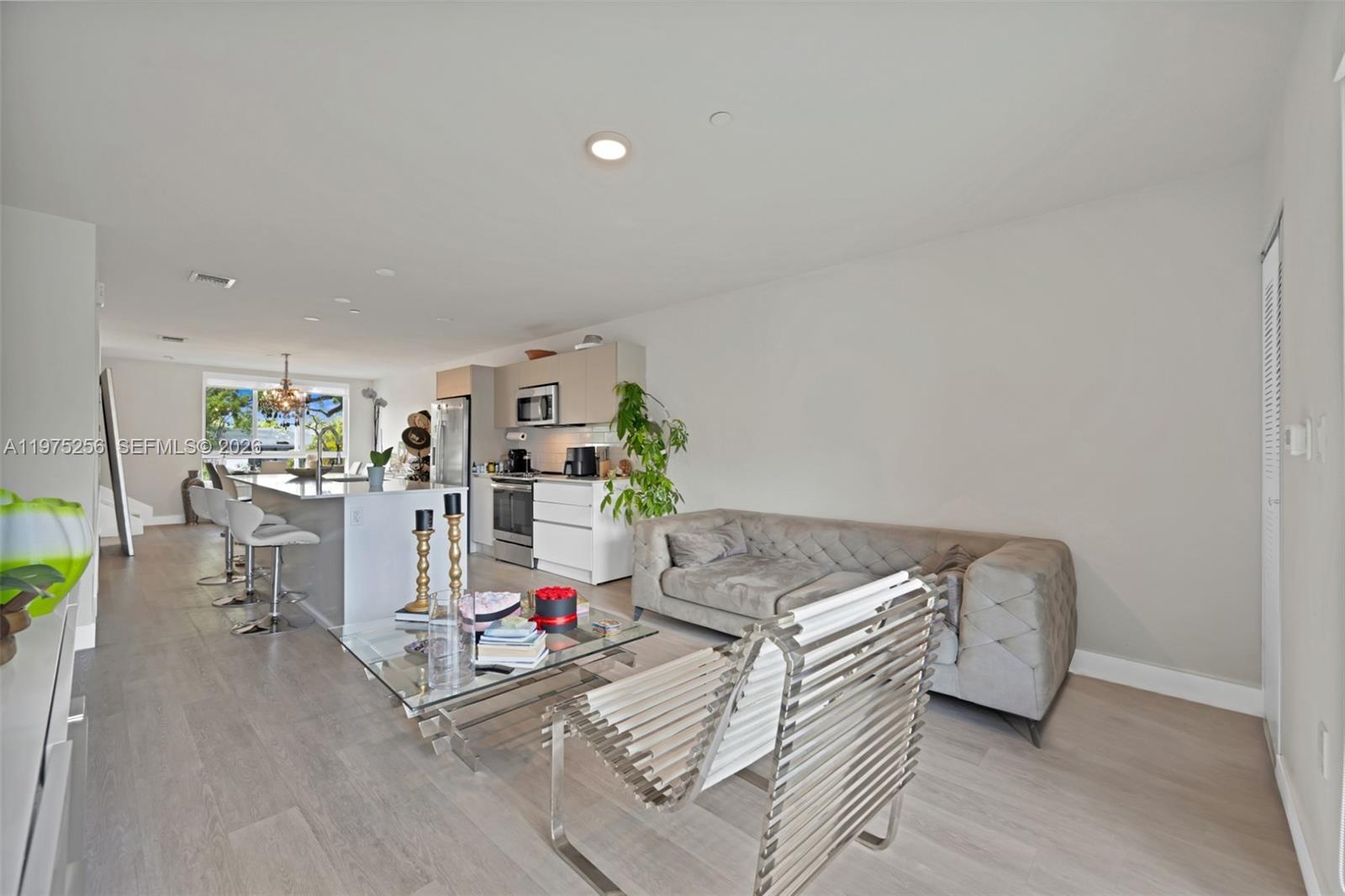 RIVERWOOD - Residential