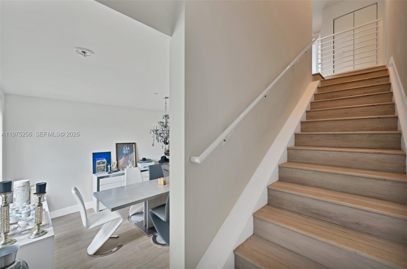 RIVERWOOD - Residential