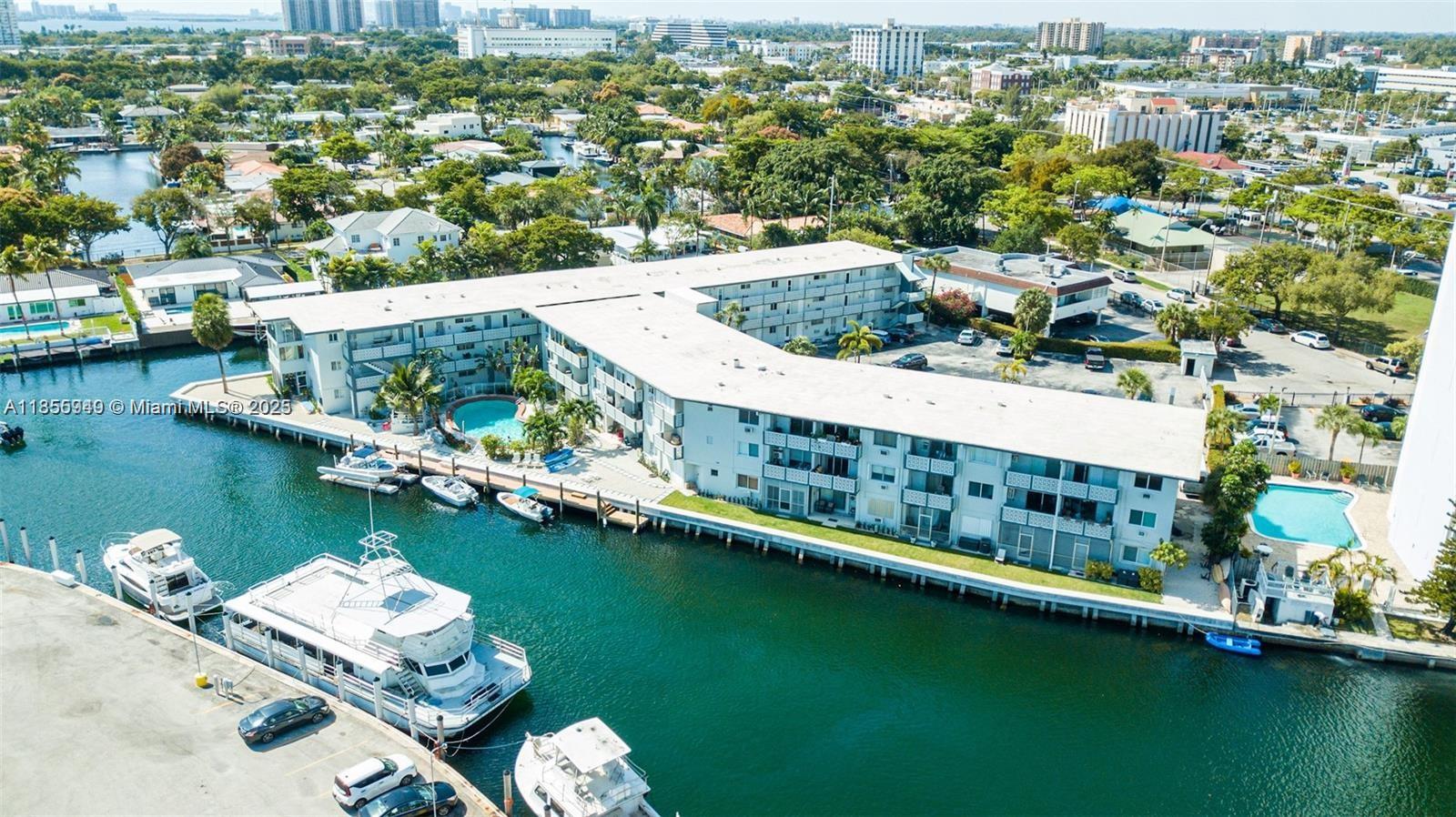 13105 Ixora Ct 200
