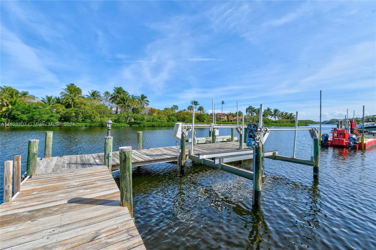 JUPITER RIVER ESTATES - Residential