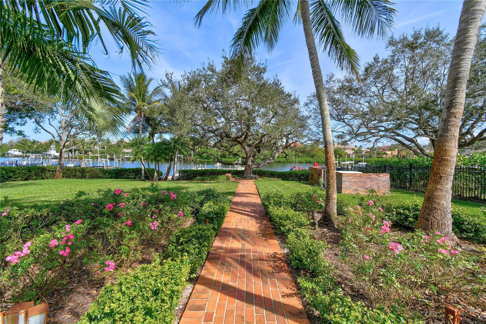 JUPITER RIVER ESTATES - Residential