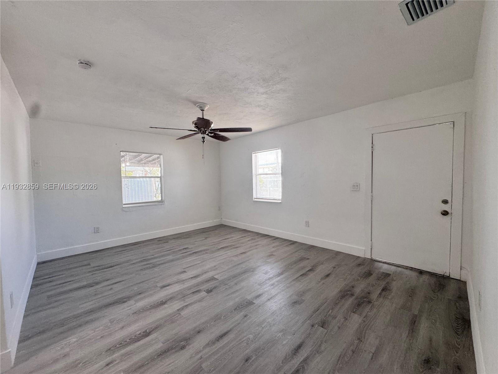 CURTISS PARK - Residential