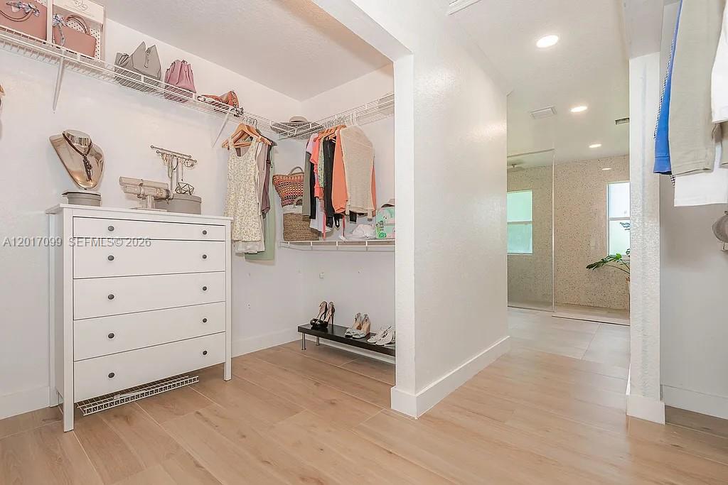 PEMBROKE SPRINGS PLAT - Residential Lease
