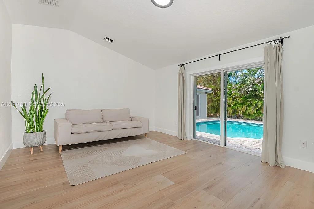 PEMBROKE SPRINGS PLAT - Residential Lease