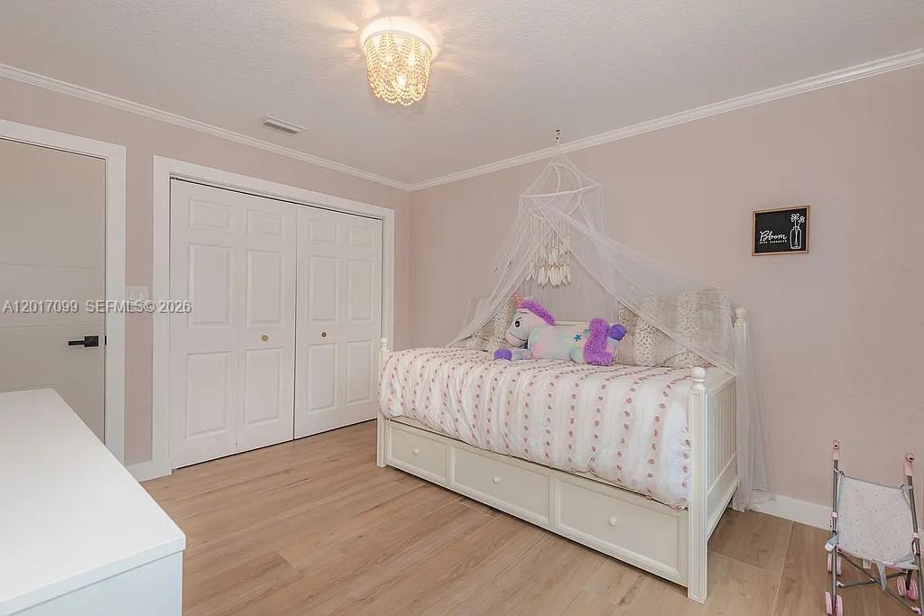 PEMBROKE SPRINGS PLAT - Residential Lease