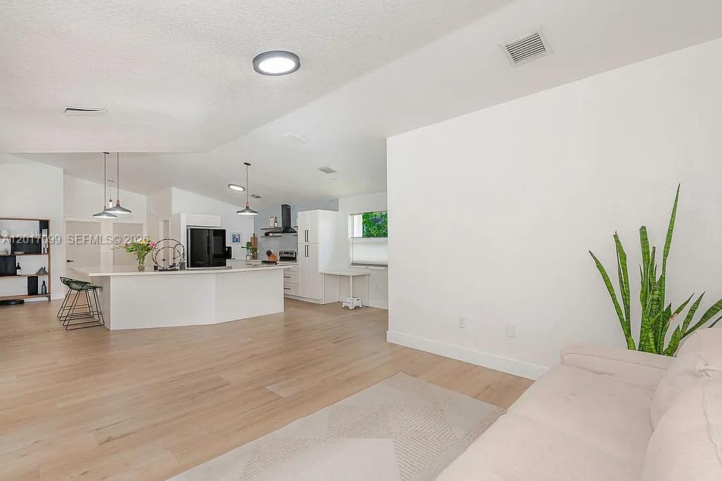 PEMBROKE SPRINGS PLAT - Residential Lease