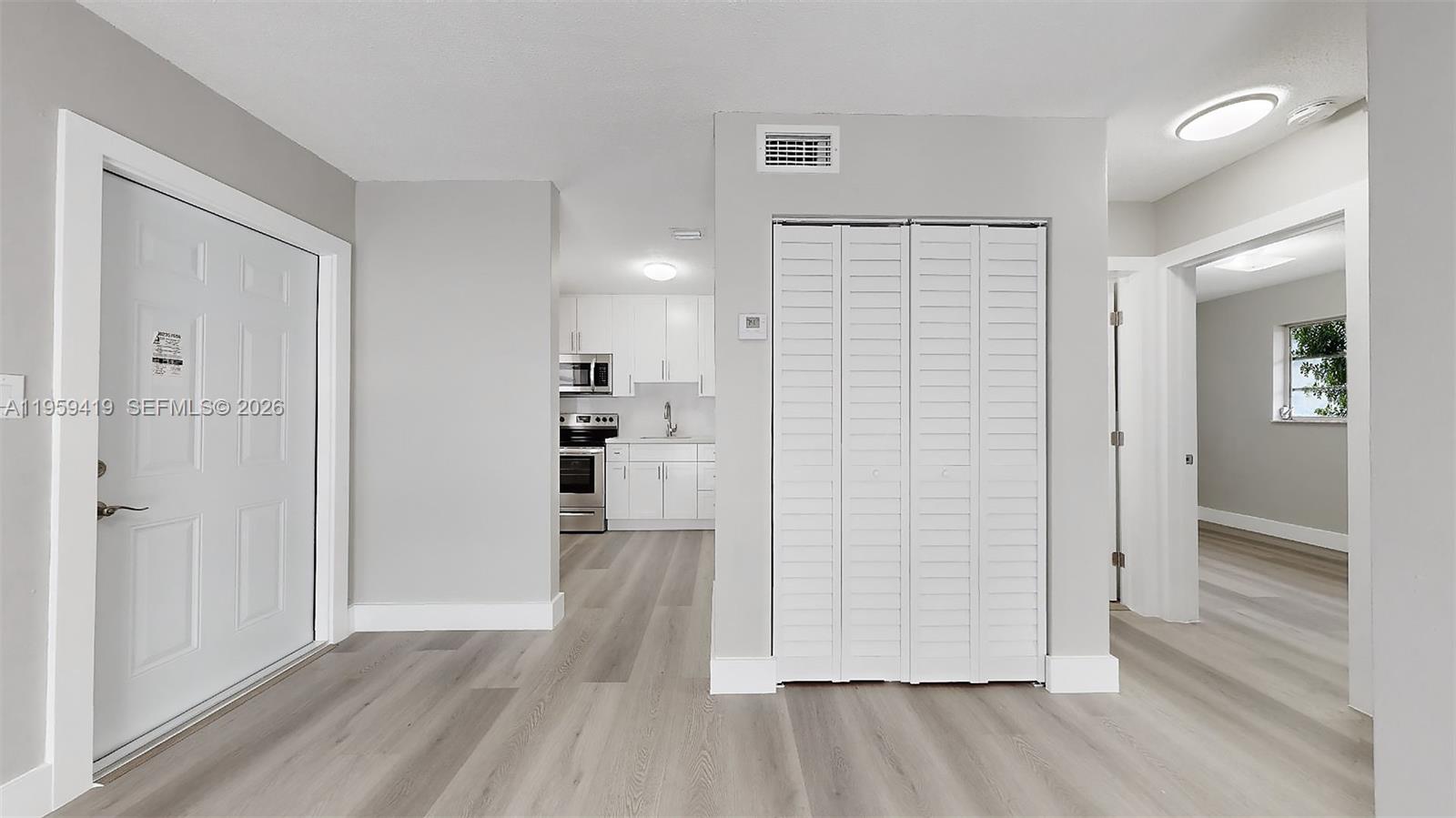 BRICKELL RIVERVIEW - Residential Income