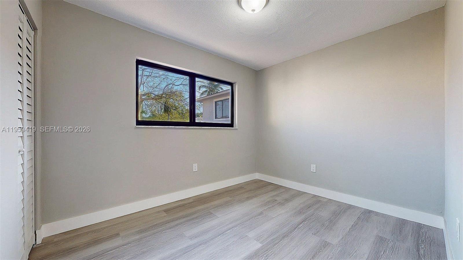 BRICKELL RIVERVIEW - Residential Income