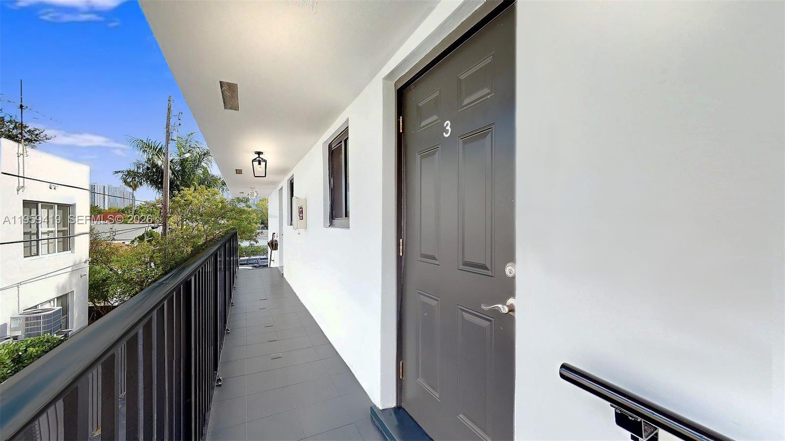 BRICKELL RIVERVIEW - Residential Income