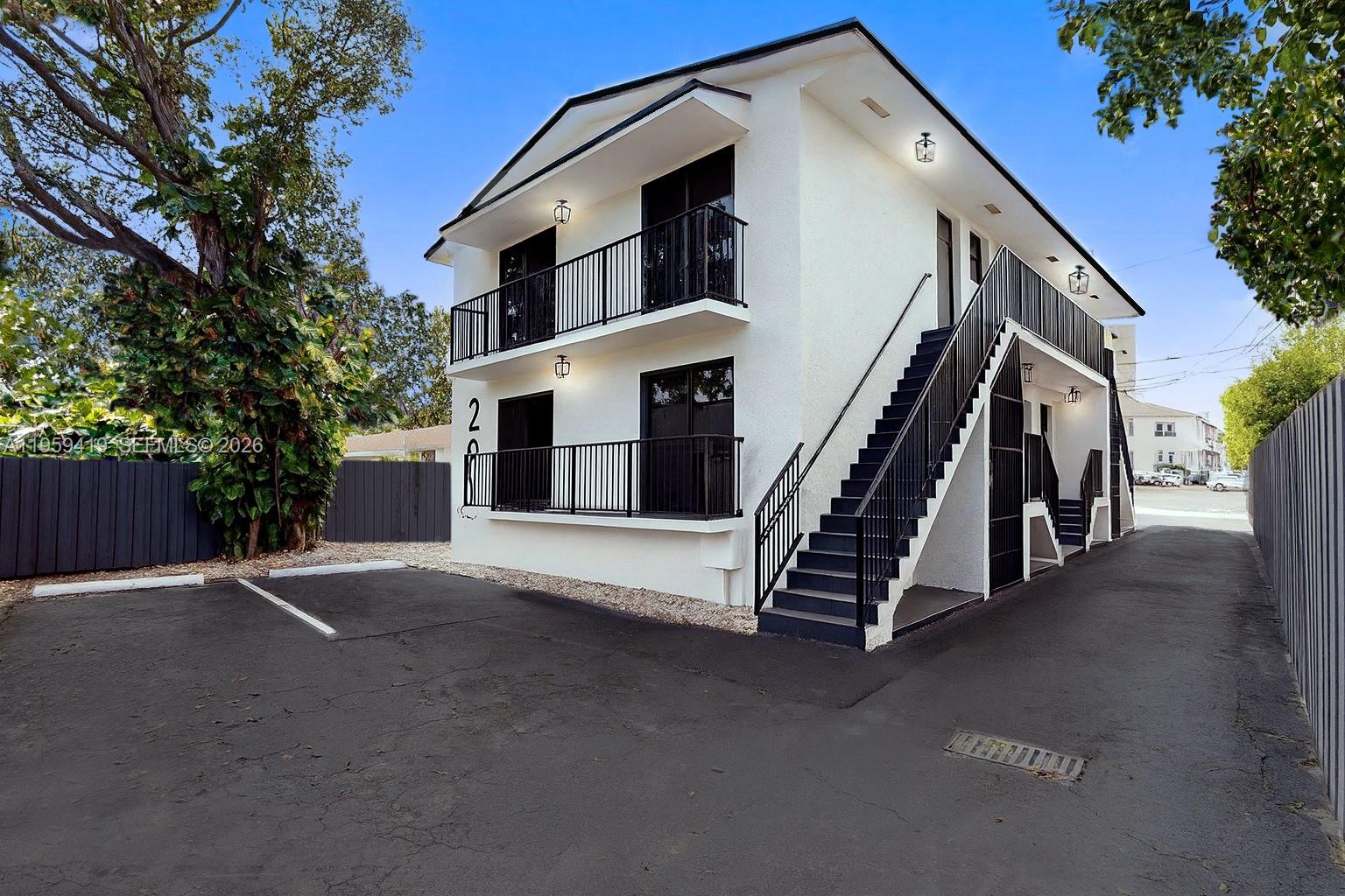 BRICKELL RIVERVIEW - Residential Income