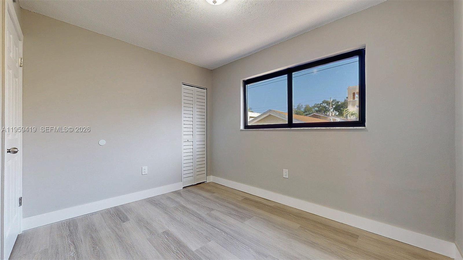 BRICKELL RIVERVIEW - Residential Income