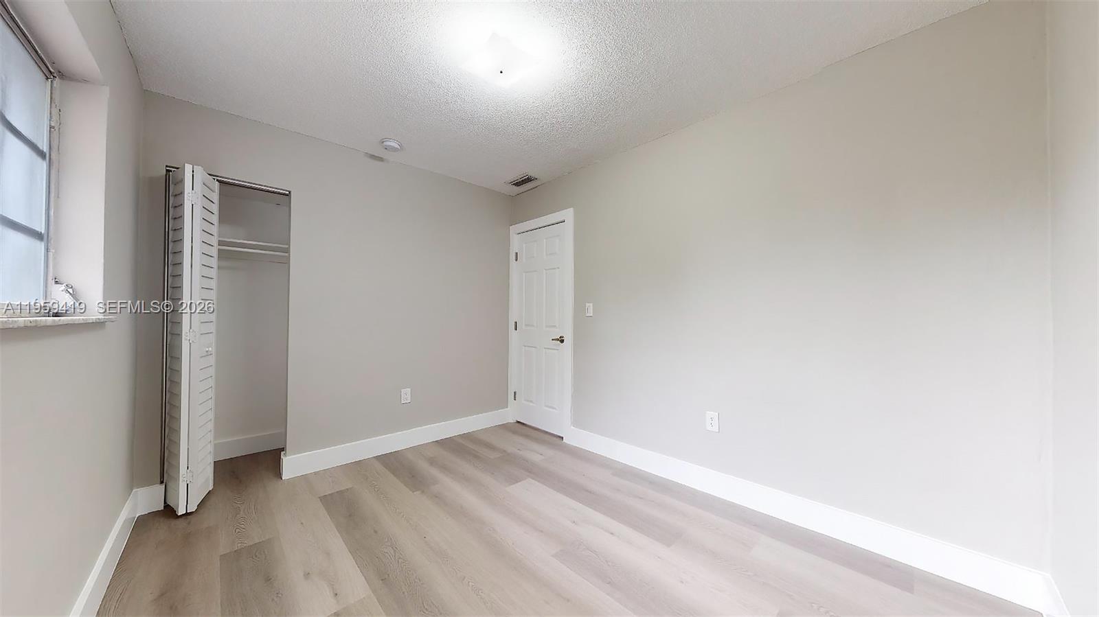 BRICKELL RIVERVIEW - Residential Income