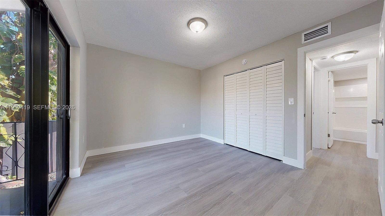 BRICKELL RIVERVIEW - Residential Income