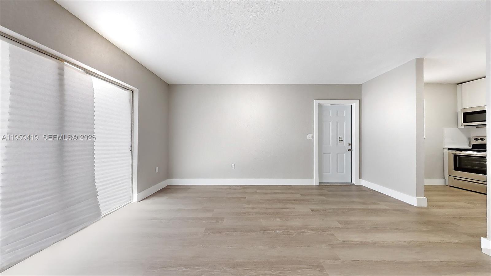 BRICKELL RIVERVIEW - Residential Income