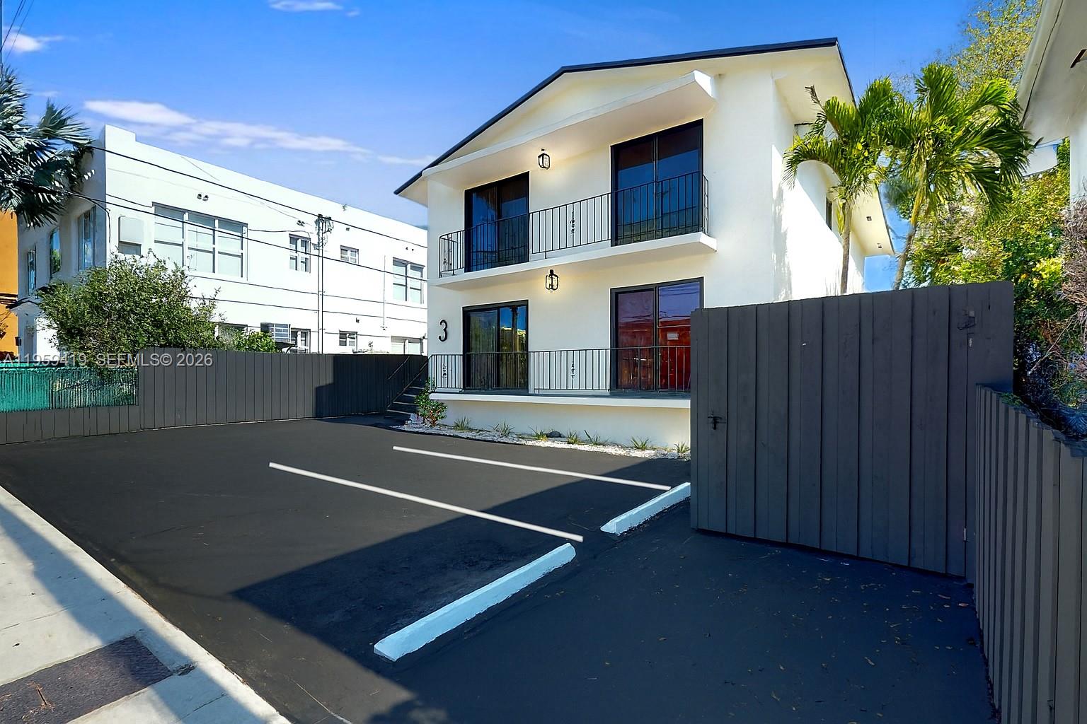 BRICKELL RIVERVIEW - Residential Income