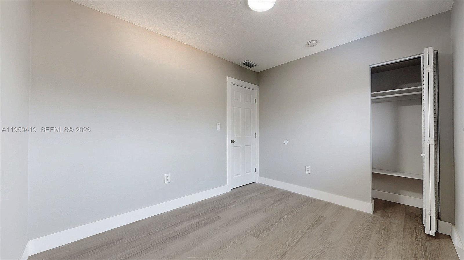 BRICKELL RIVERVIEW - Residential Income