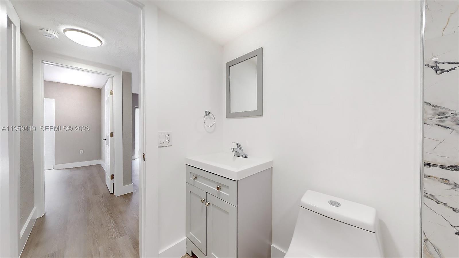 BRICKELL RIVERVIEW - Residential Income