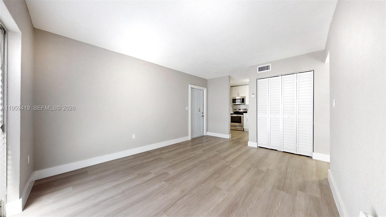 BRICKELL RIVERVIEW - Residential Income