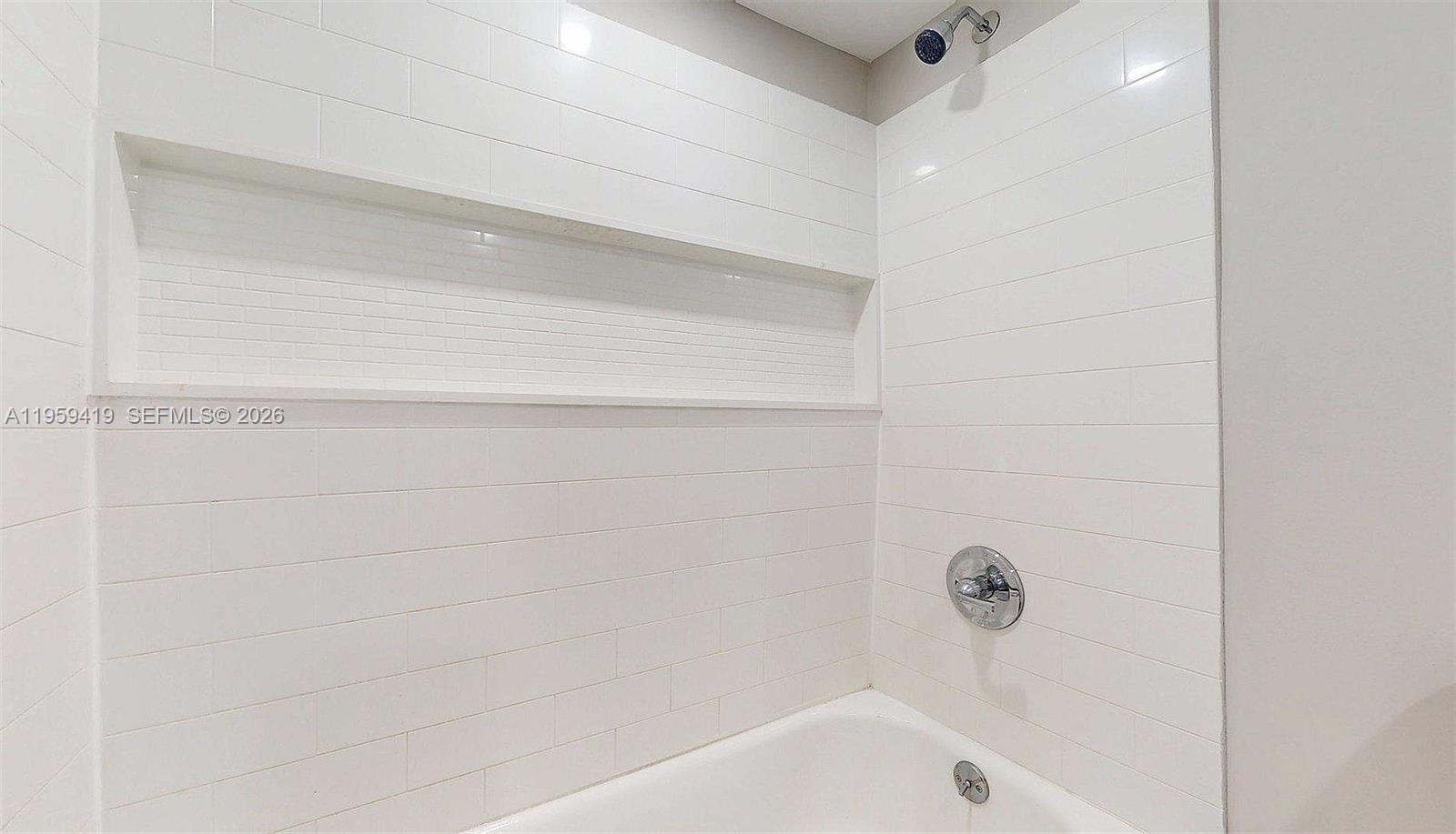 BRICKELL RIVERVIEW - Residential Income