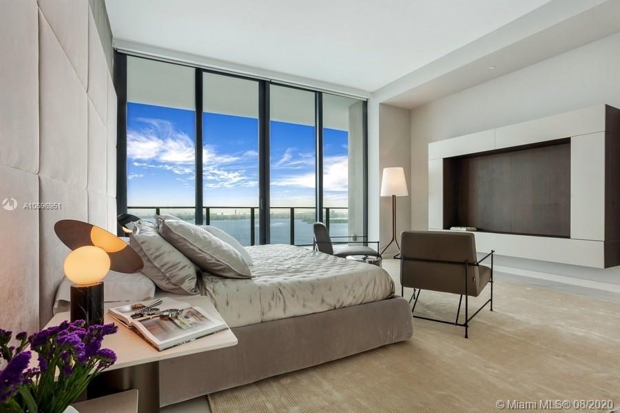 ONE PARAISO CONDO - Residential