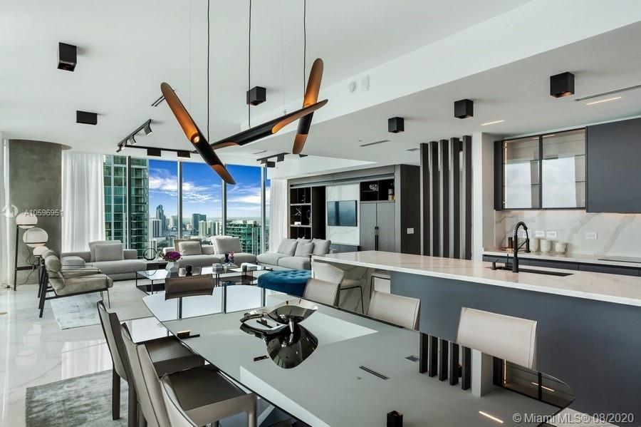 ONE PARAISO CONDO - Residential