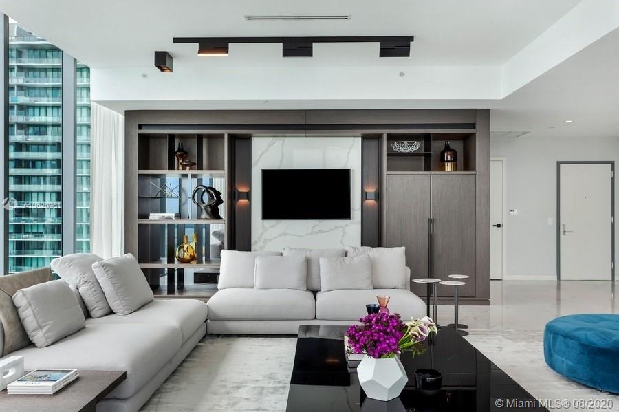 ONE PARAISO CONDO - Residential