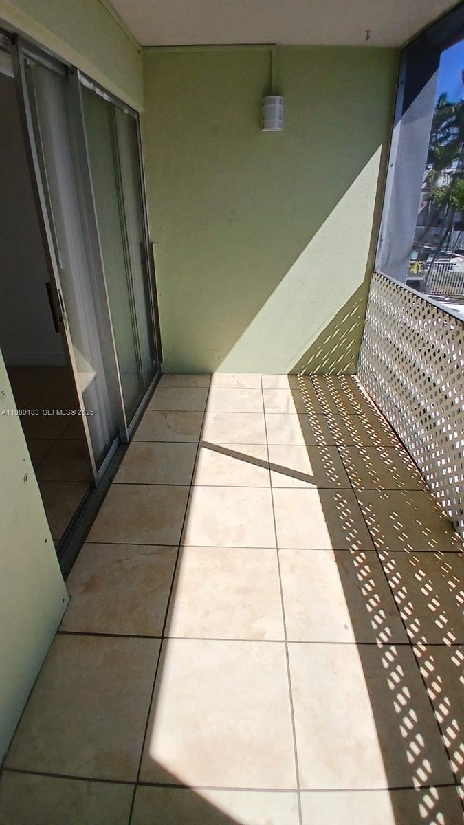 GALLOWAY GARDENS CONDO - Residential Lease