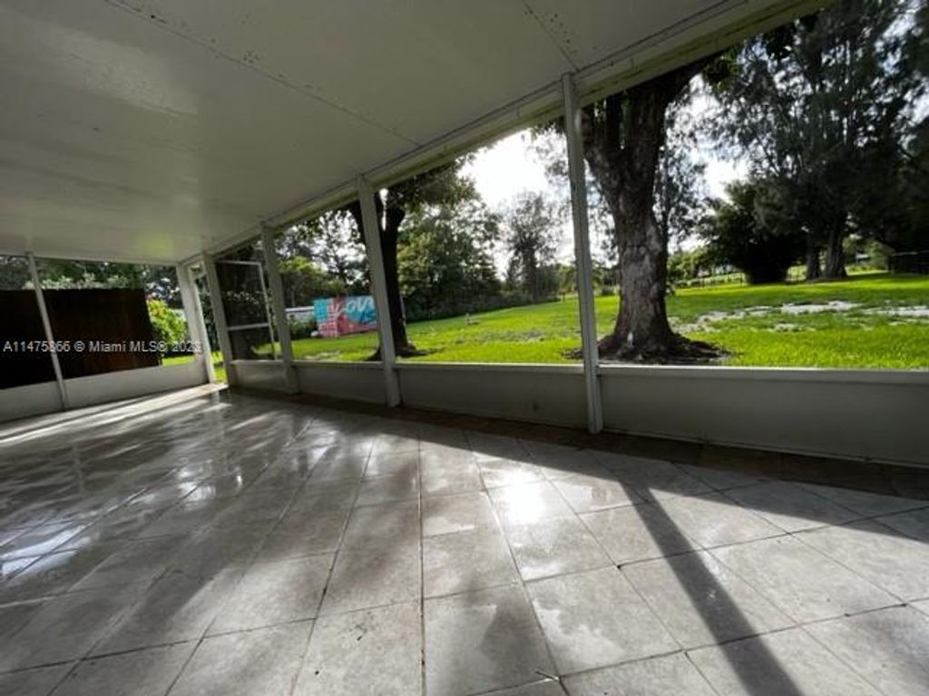 Photo of 4931 SW 188th Ave, Southwest Ranches, FL 33332 (MLS # A11475866)