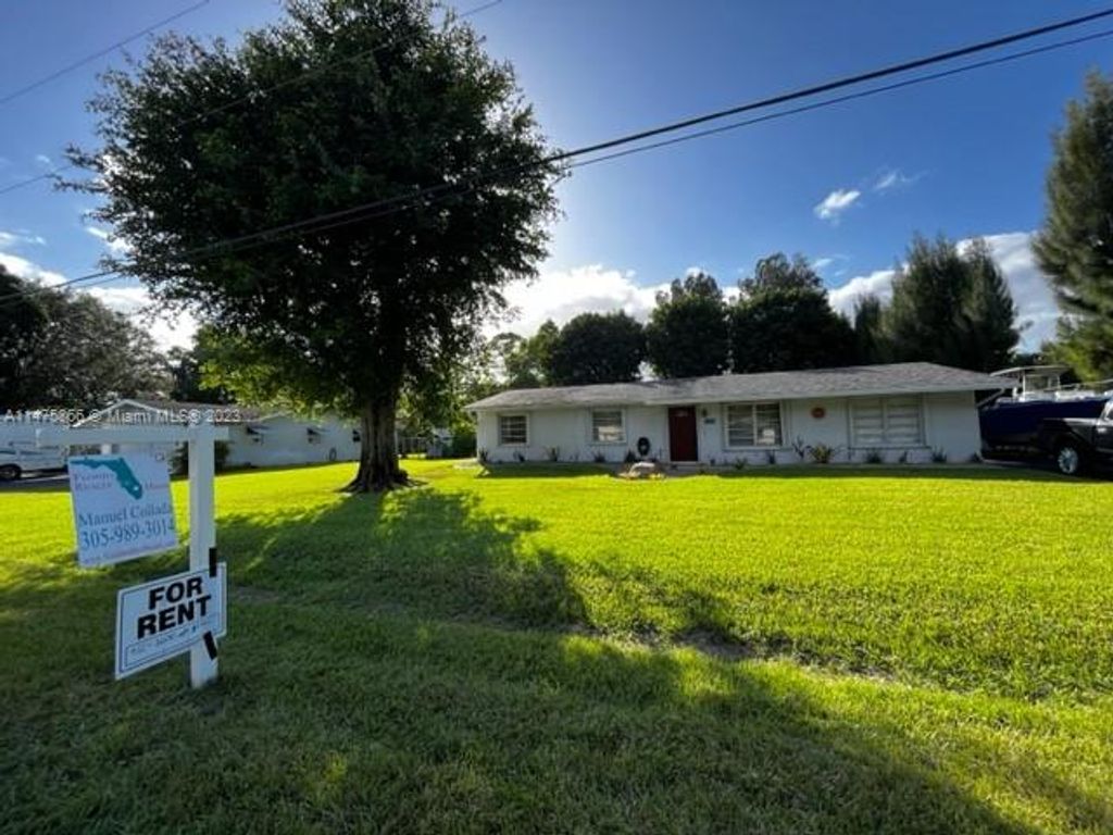 Photo of 4931 SW 188th Ave, Southwest Ranches, FL 33332 (MLS # A11475866)