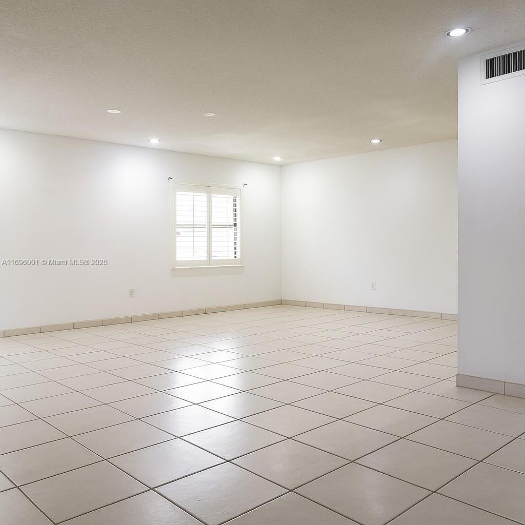 13707 SW 100th Ter 13707