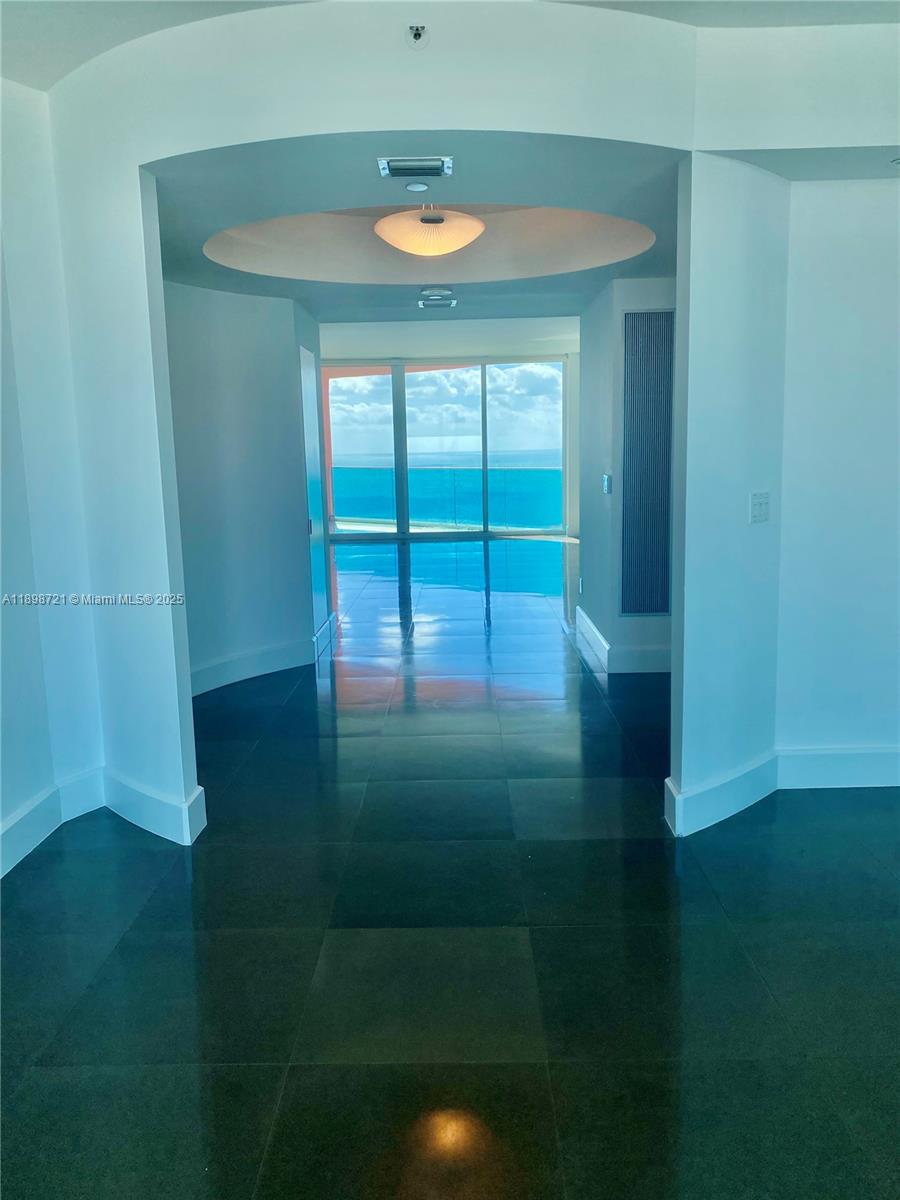 PORTOFINO TOWER CONDO - Residential Lease