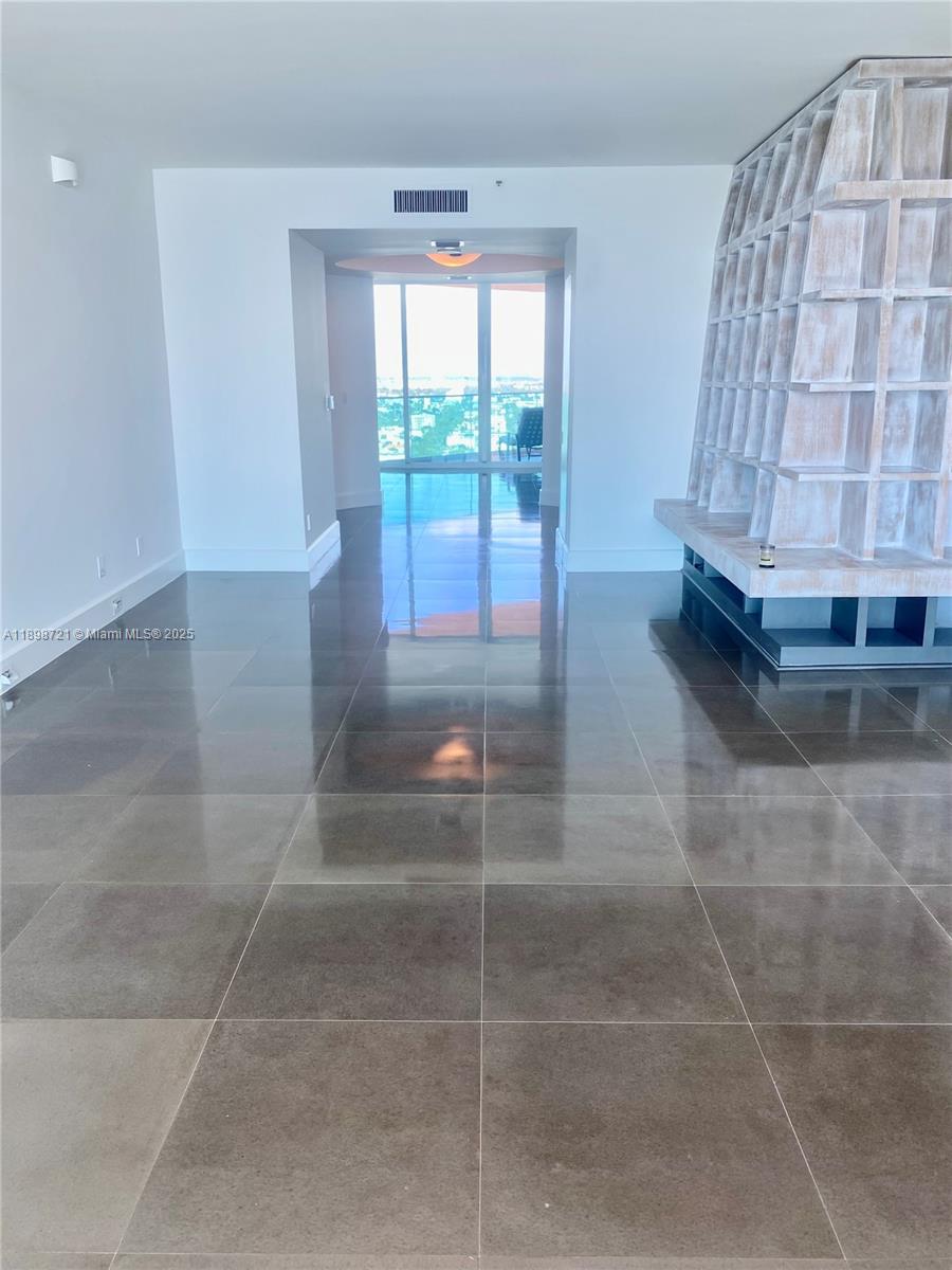 PORTOFINO TOWER CONDO - Residential Lease